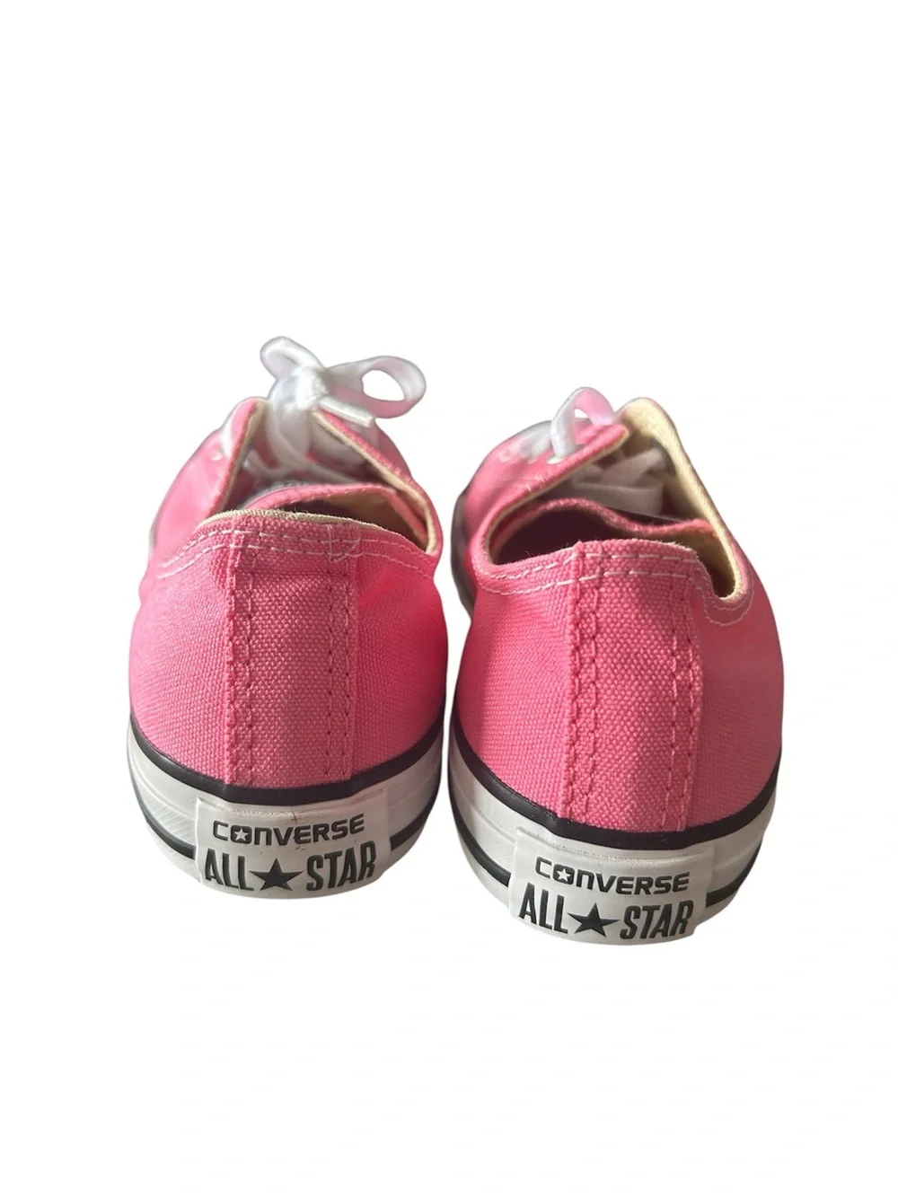 Converse Pink Low-Top Canvas Sneakers Style 3J238 Size 1.5 Youth 20 CM